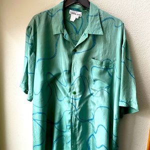Men’s silk shirt from the Artist “Colors”. Hand dyed/painted.  Machine washable.